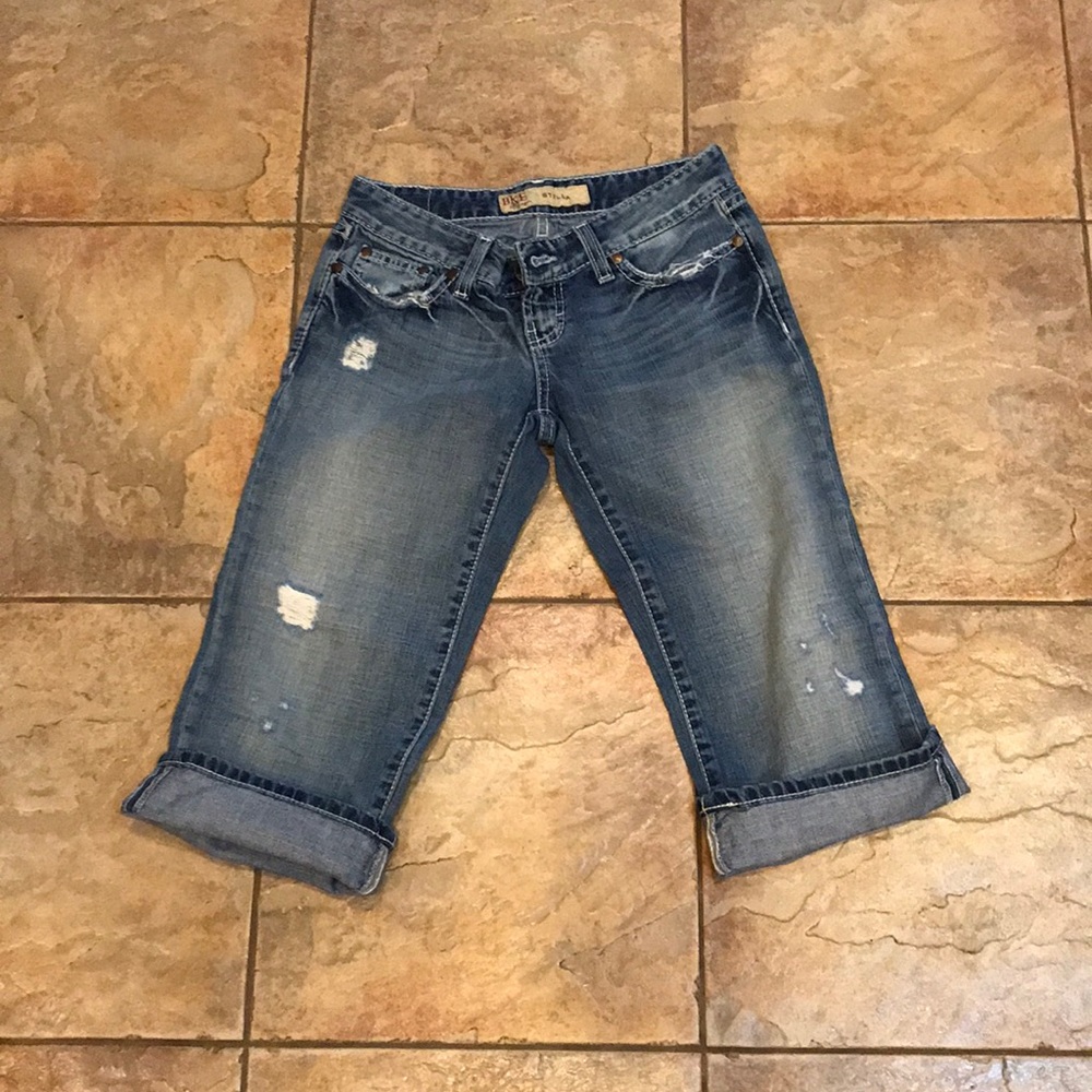 Bke Capris - image 3